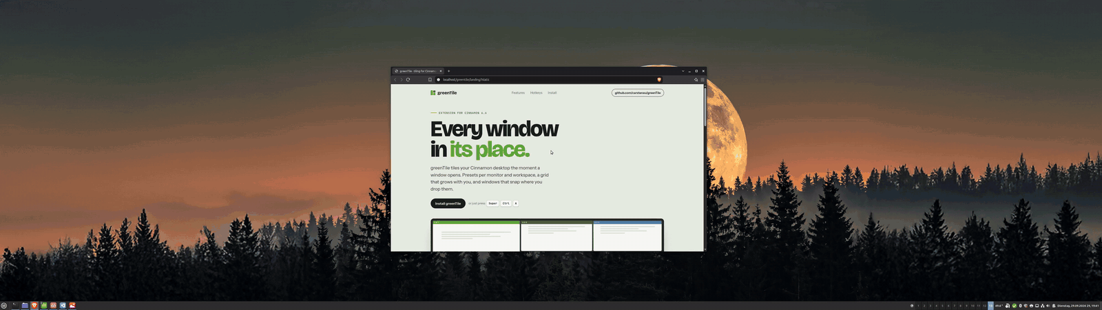 Windows on a wide monitor tile themselves as they open; then one window is dragged onto another and splits it, with a translucent preview of the result
